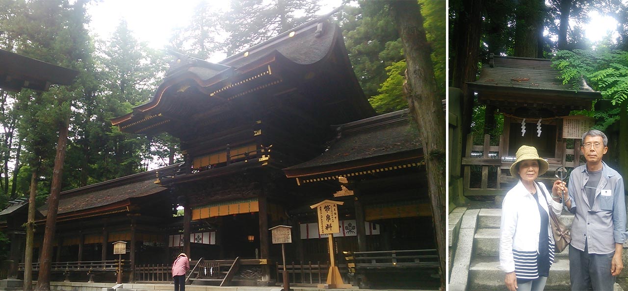 （左）諏訪大社下社春宮様の拝殿。生命の根源を守る神様がいらっしゃるそうです。（右）子安様の前で、底のない柄杓をもつ両親。