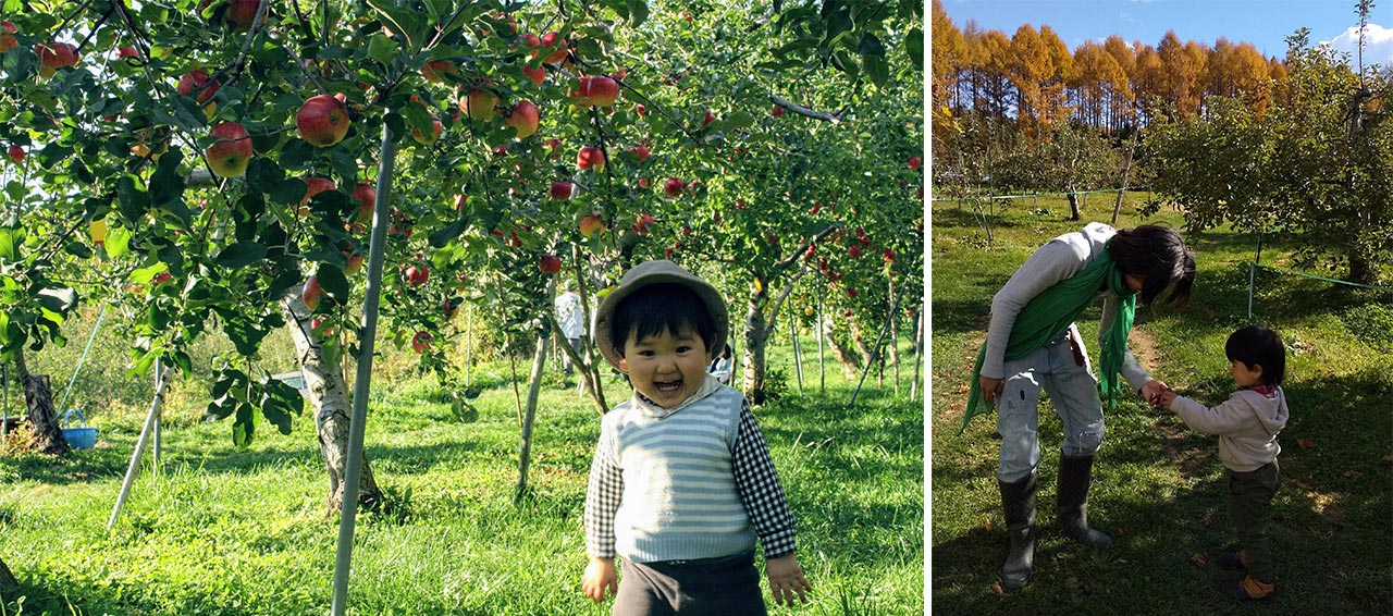 （左）リンゴ畑をにこにこと駆け回る息子。（右）友人に採ったリンゴを嬉しそうにみせる息子。